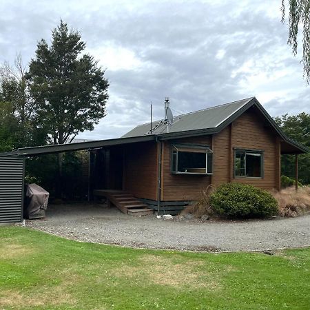 13 Caverhill Close ハンマー・スプリングス エクステリア 写真